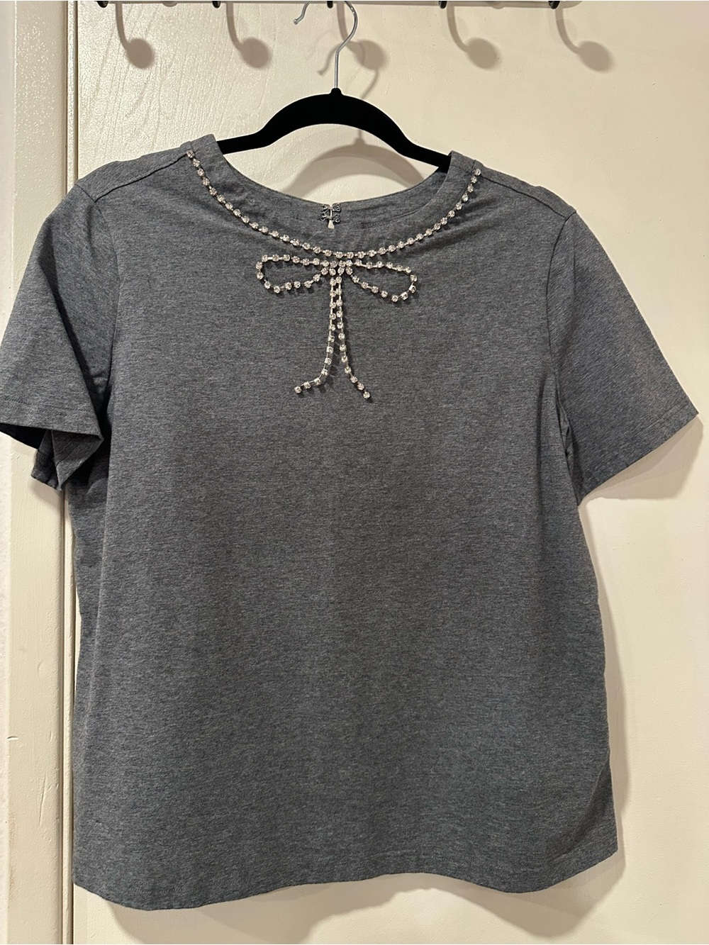 Isaac Mizrahi Gray Short Sleeve Tee with Rhinestone Bow Accent